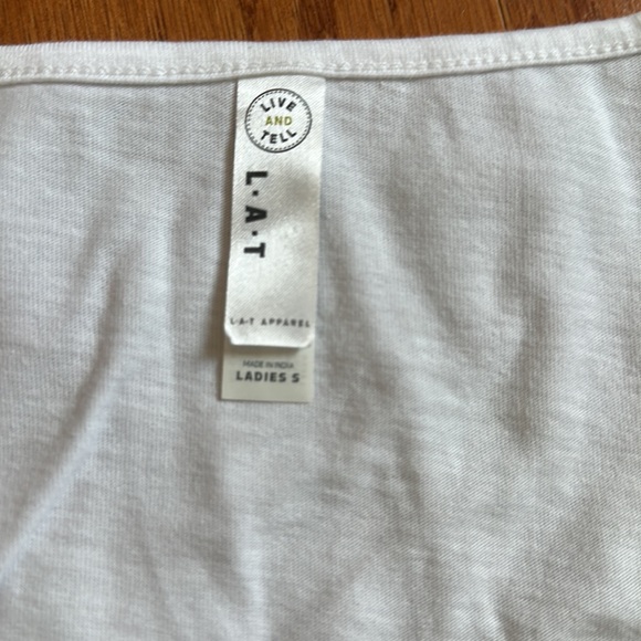 [Brand New] Future Mrs White Sleeveless Tee Sz.S - Picture 2 of 3